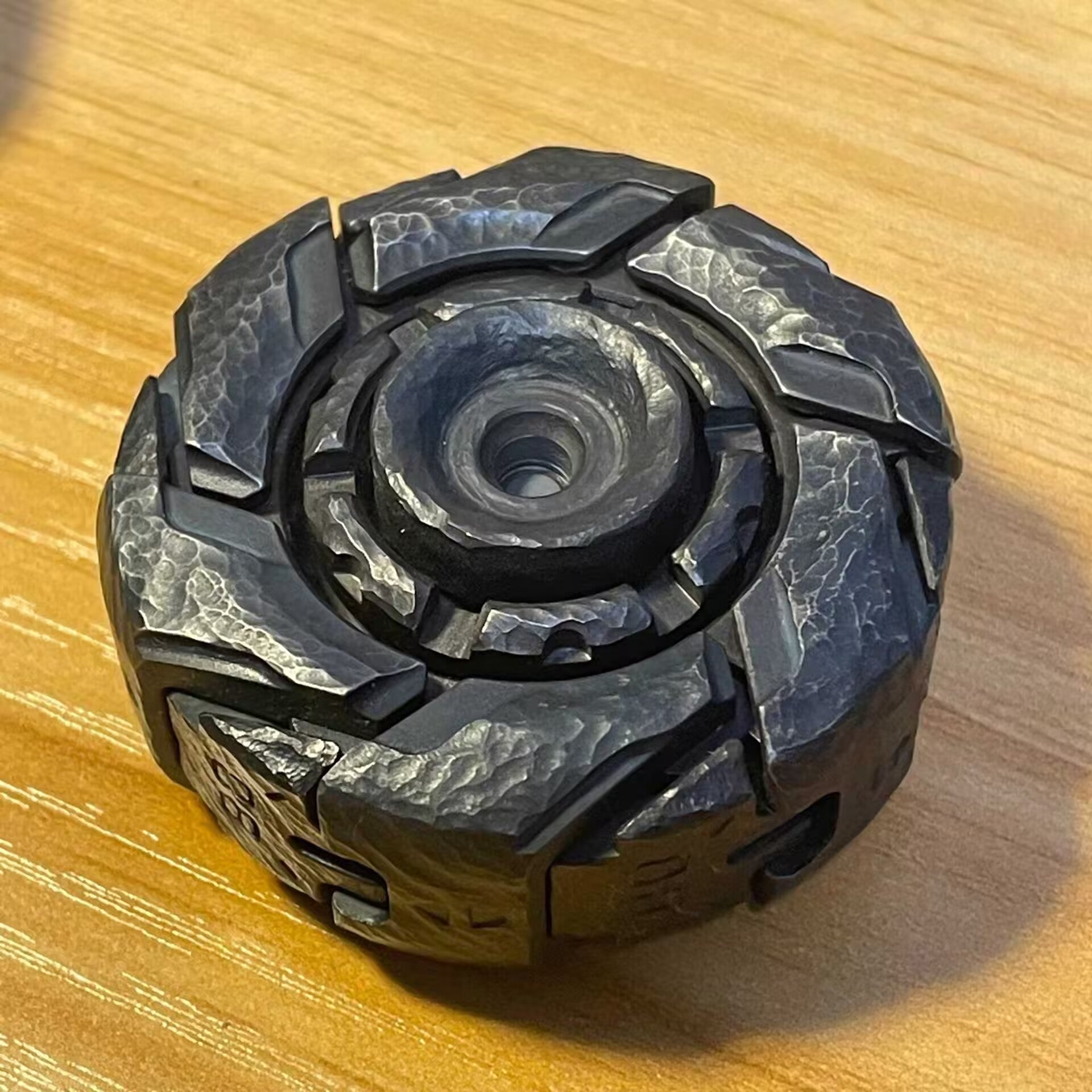 Bad-tempered fidget spinner